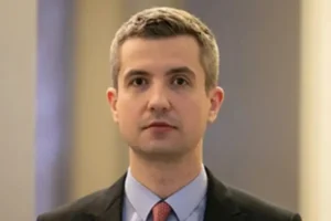 Нардеп Цабаль складає мандат – Главком