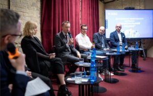 67 українців користуються програмою “Національний кешбек” новини LB.ua