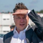 Ілон Маск втратив статус трильйонера через падіння акцій