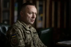 Ексміністр оборони назвав три причини, чому не чекає прориву від Драпатого